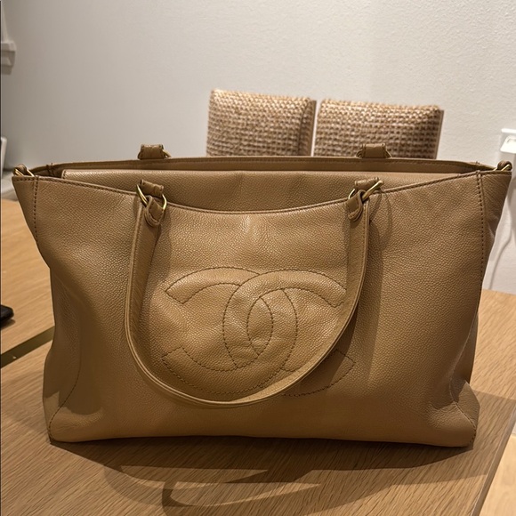 CHANEL Camel Leather Tote with holo intact - Picture 1 of 9